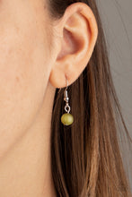 Load image into Gallery viewer, Teardrop Tranquility - Green Necklace
