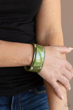 Load image into Gallery viewer, Geo Glamper - Green Leather Bracelet
